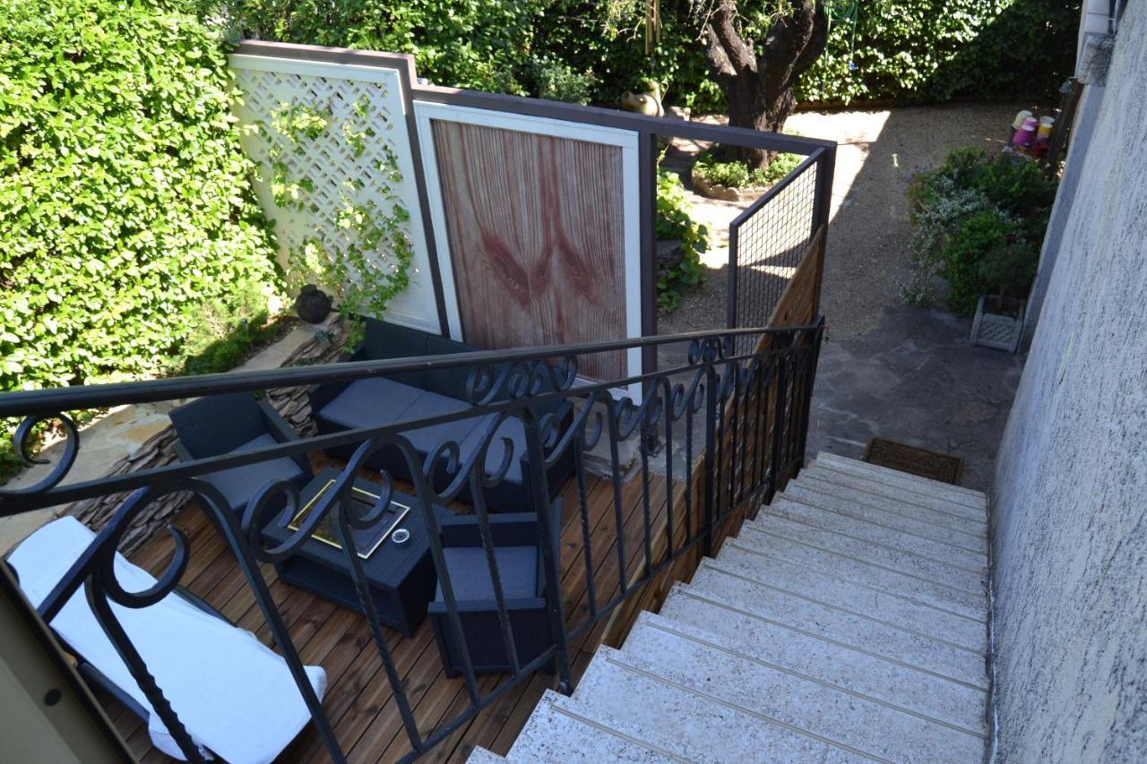 Pavillon De Luberon Daire Lauris Dış mekan fotoğraf