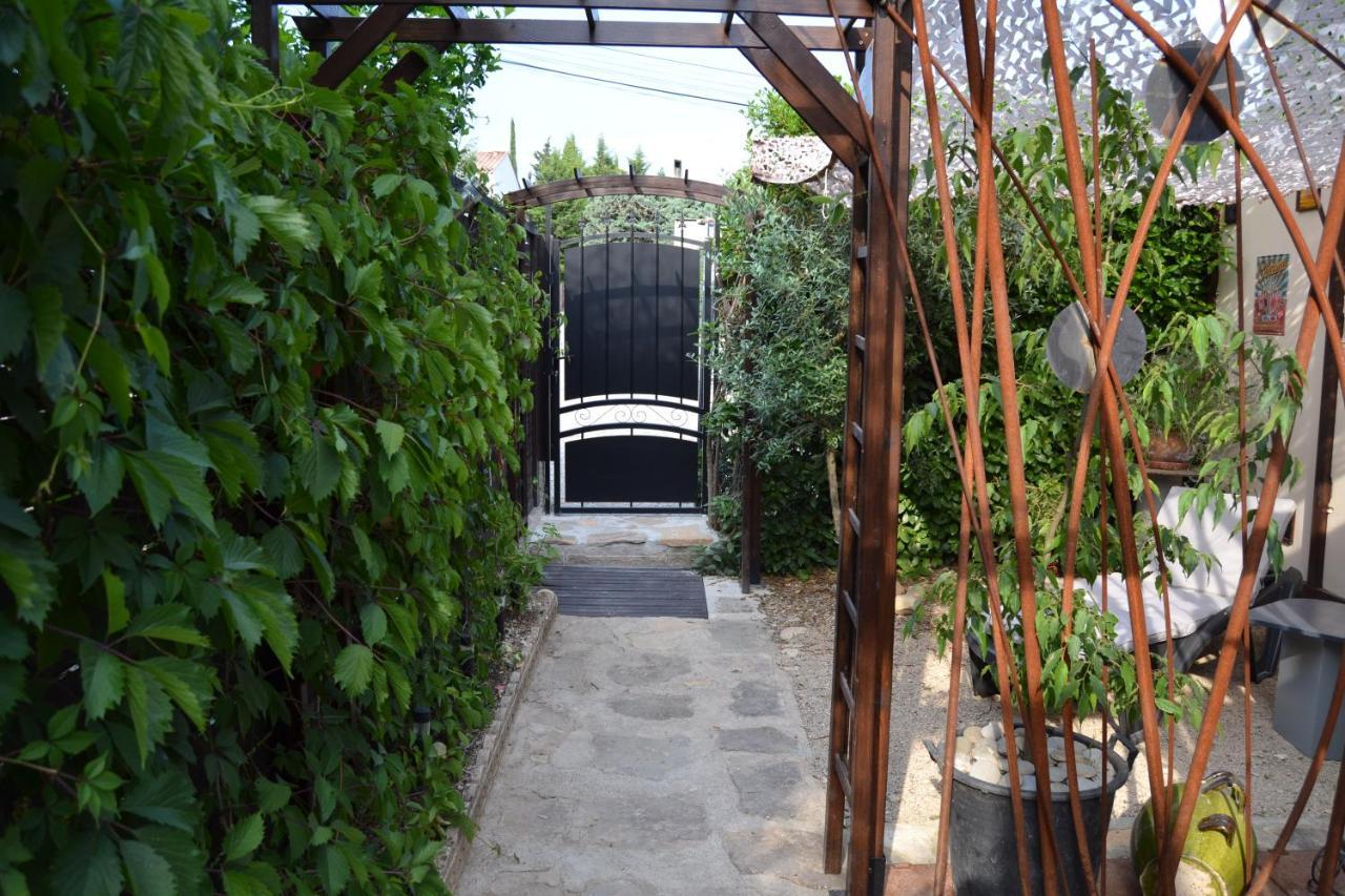 Pavillon De Luberon Daire Lauris Dış mekan fotoğraf