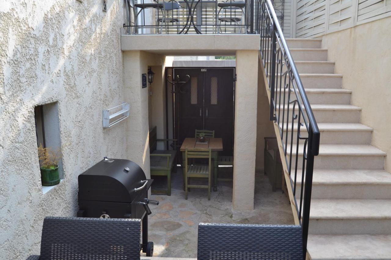 Pavillon De Luberon Daire Lauris Dış mekan fotoğraf